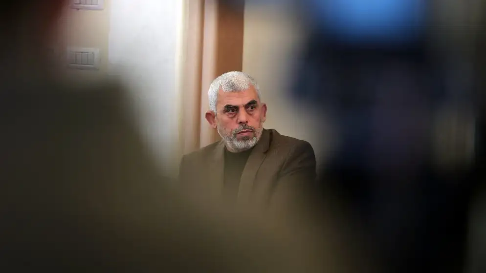 السنوار من سنوات في السجون الإسرائيلية