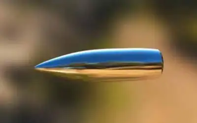 إصابة شخص من جنسية عربية بعيار