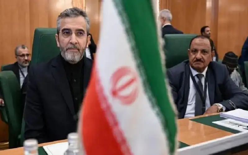 هل تتخلى إيران عن انتقامها من