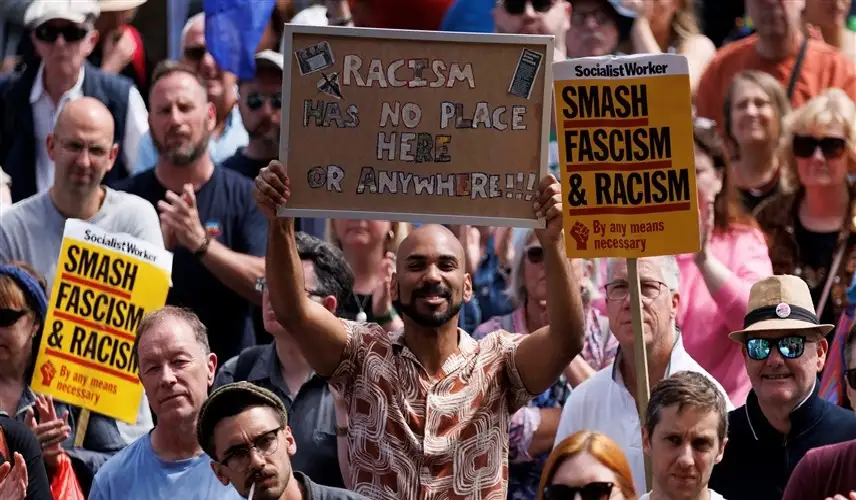 بسبب العنف.. بريطانيا تدرس معاقبة إكس