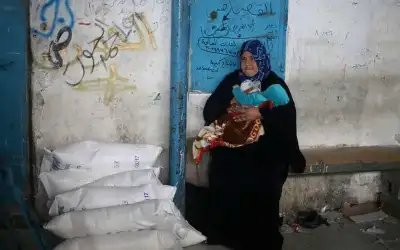 الأونروا: استشهاد 205 من عمال الإغاثة