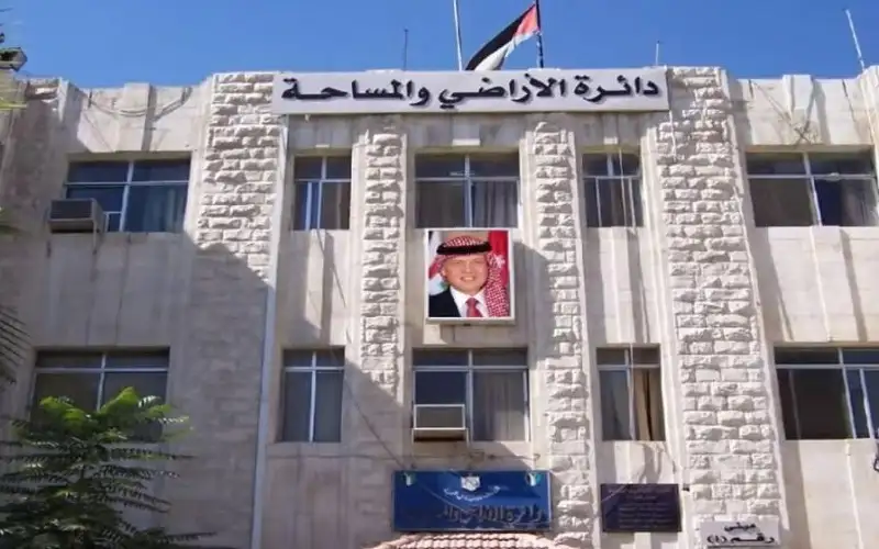 الأراضي تتيح بياناتها على منصة تصنيف
