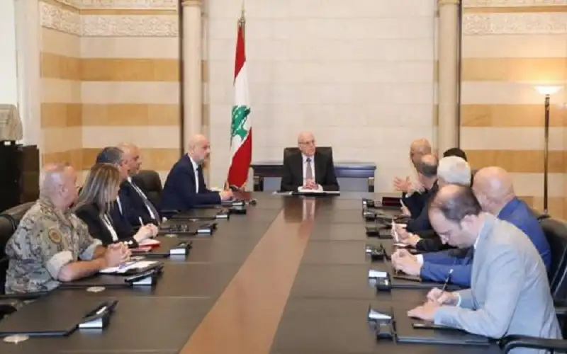 تحويل المدارس لمراكز إيواء .. لبنان