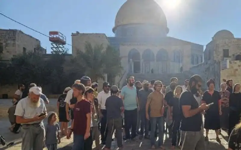 1200 مستوطن يقتحمون الأقصى.. وإسرائيل تحول