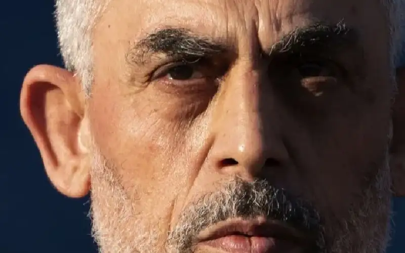 اعلام اماراتي: قبل أن يحتسي قهوته