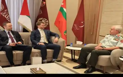 رئيس هيئة الأركان المشتركة يبحث تطورات