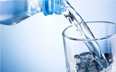 هل تشرب الحوامل ما يكفي من