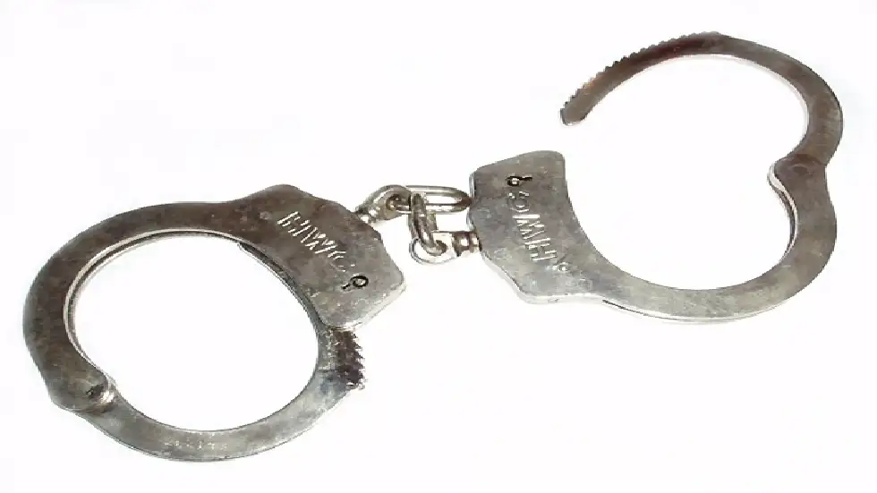 بمساعدة أولادها.. عراقية تقتل زوجها وتدعي