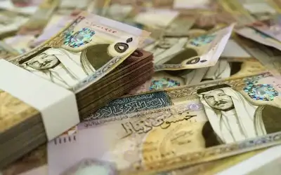 انخفاض نسبة الدين العام إلى الناتج