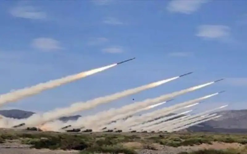 الاحتلال يرصد إطلاق 25 صاروخا ومسيرة