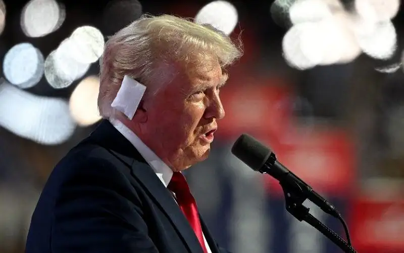 ترمب : إسرائيل صغيرة ويجب أن