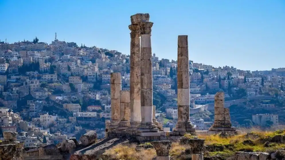 أجواء صيفية اعتيادية السبت وحارة نسبيا