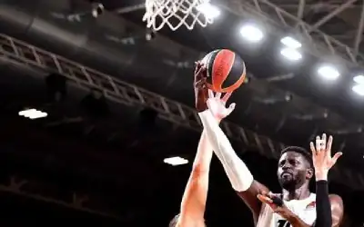 بأطول لاعب في تاريخه.. هل ينجح
