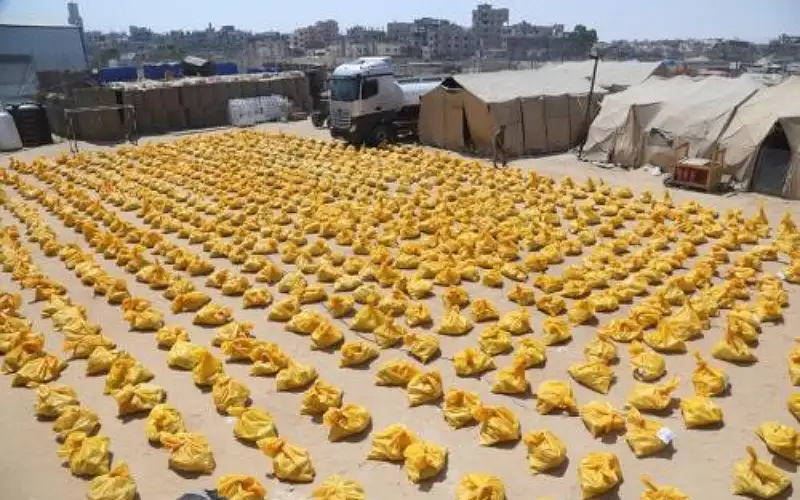 المستشفى الميداني الأردني جنوب غزة3 يوزع