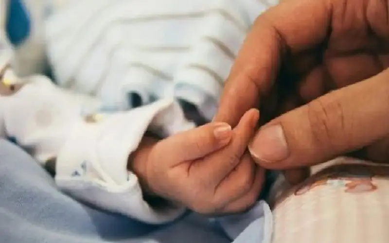 معجزة طبية.. رجل ينجب طفله الخامس