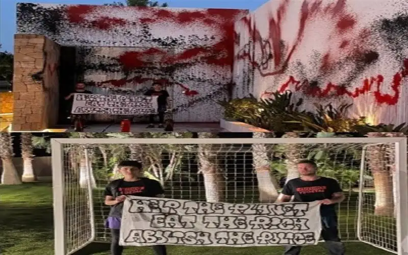 بعد تخريب منزله.. ميسي يطلب تعويضا