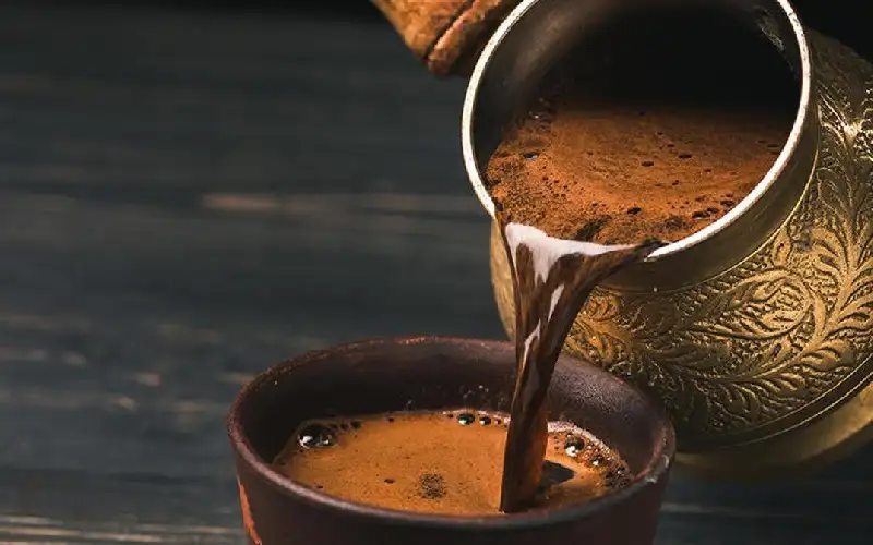 لا تتناول القهوة بعد هذه الساعة