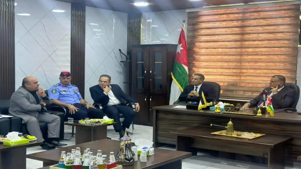 وزير الداخلية يفتتح مبنى متصرفية لواء