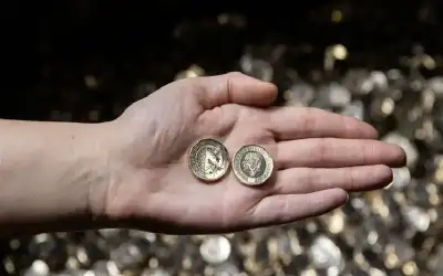 بريطانيا.. طرح أول عملة معدنية تحمل