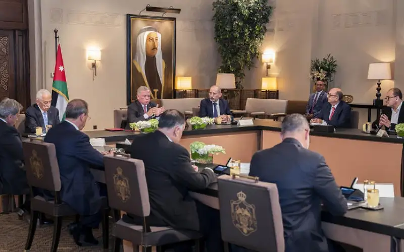 الملك : لا نقبل أن يكون