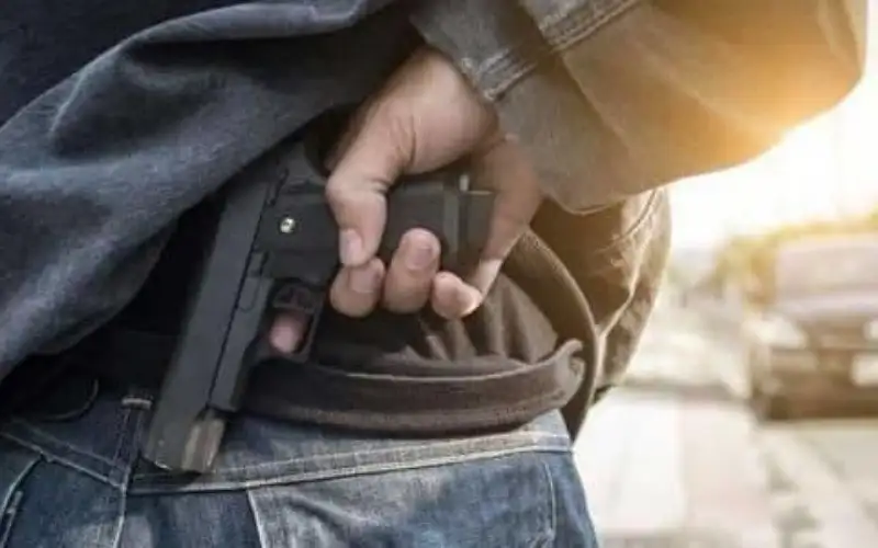 تفاصيل جديدة تكشف تورط فتاة بمقتل