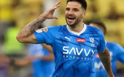 الدوري السعودي: الهلال يبدأ حملة الدفاع