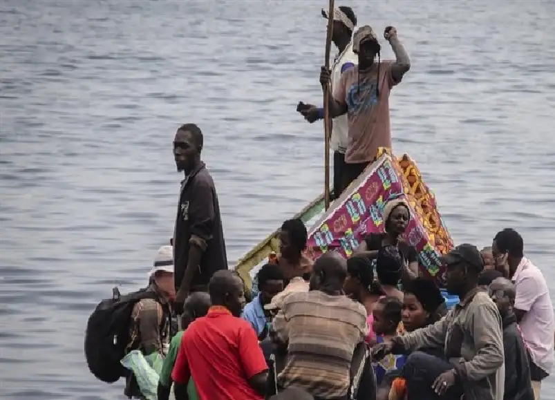 مأساة إنسانية بعد غرق قارب في