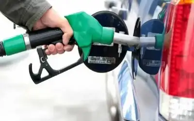 ترجيح انخفاض سعر البنزين 22 فسا