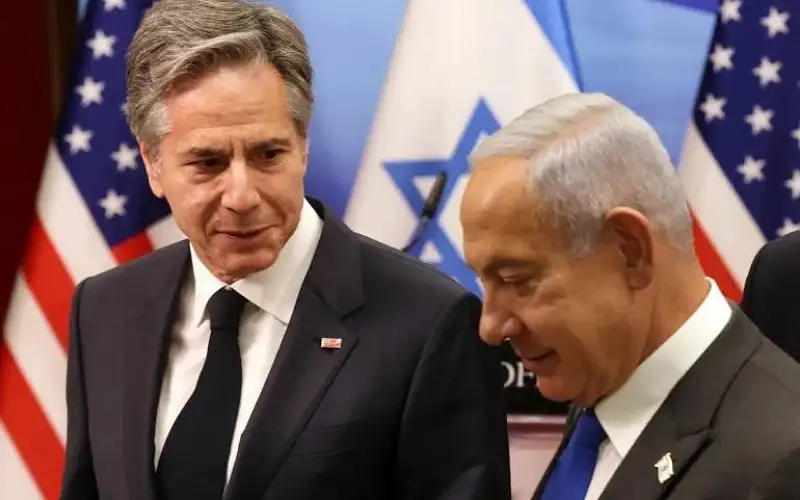 تسريبات عن خطأ بلينكن ومكالمة ثلاثية