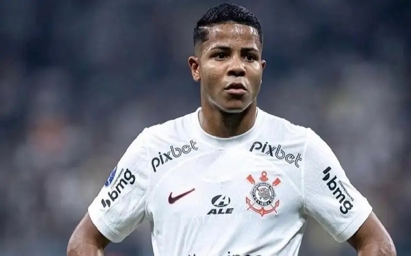 18 مليون دولار من النصر لضم