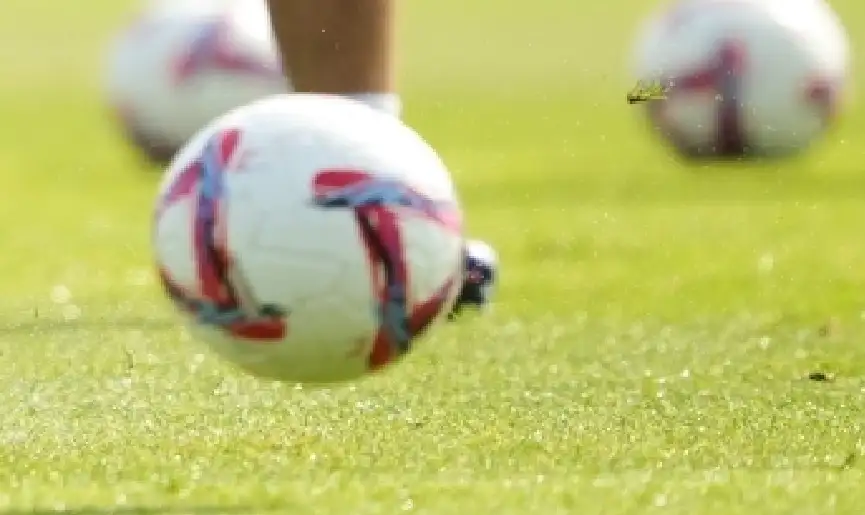 برشلونة يأمل في تسجيل عقد أولمو