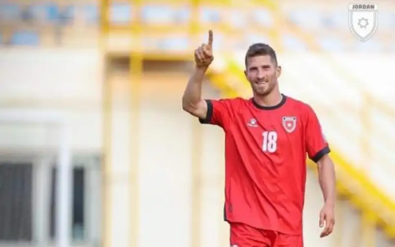 ما قصة استبعاد اللاعب أنس العوضات