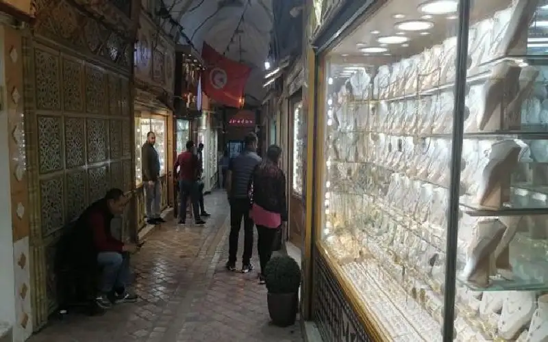 سوق البركة يئن في تونس.. الذهب