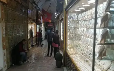 سوق البركة يئن في تونس.. الذهب