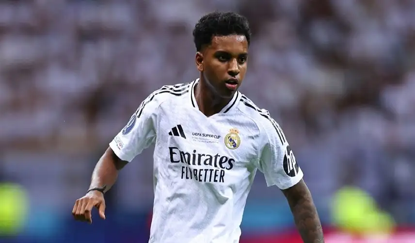 غوارديولا متمسك بنجم ريال مدريد.. المحاولة