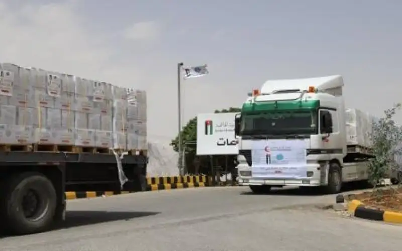 122 شاحنة مساعدات أردنية عبرت إلى