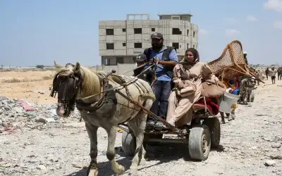 شهداء في قصف مدرسة تؤوي نازحين