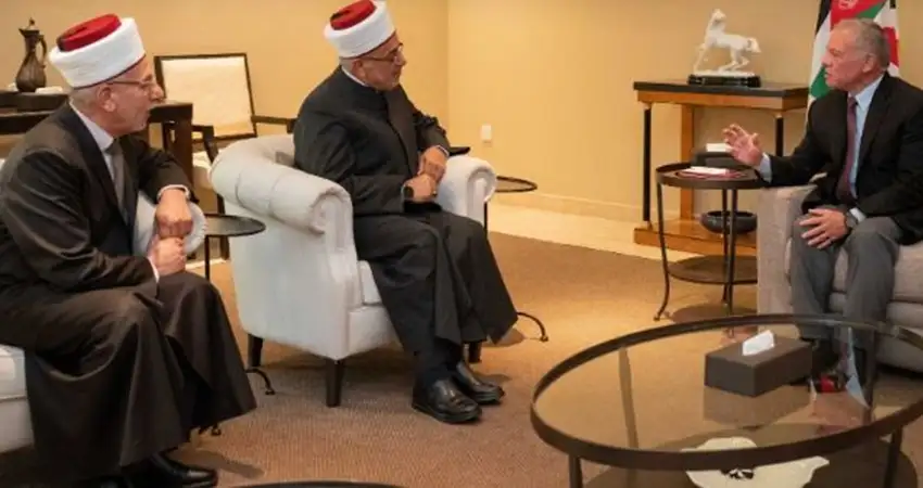 الملك يؤكد أهمية الاستمرار بمشروع التحول