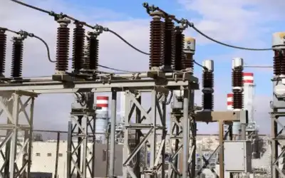 إنجاز مرحلة الربط الكهربائي الثانية بين