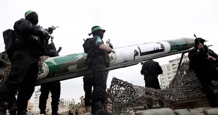 كتائب القسام تعلن قصف تل أبيب