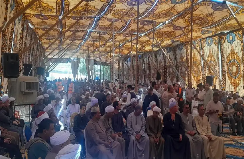 مشاهد مؤثرة بعد نهاية خصومة ثأرية