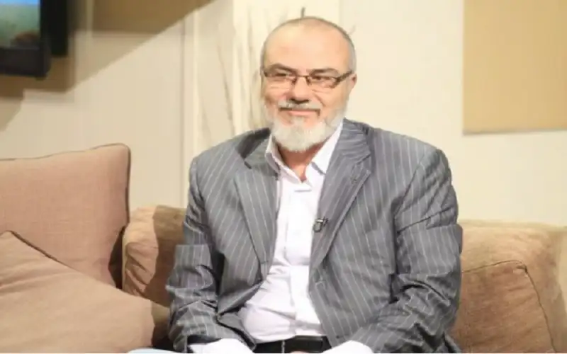 عاكف نجم يعتذر للسعوديين عن مشاركته