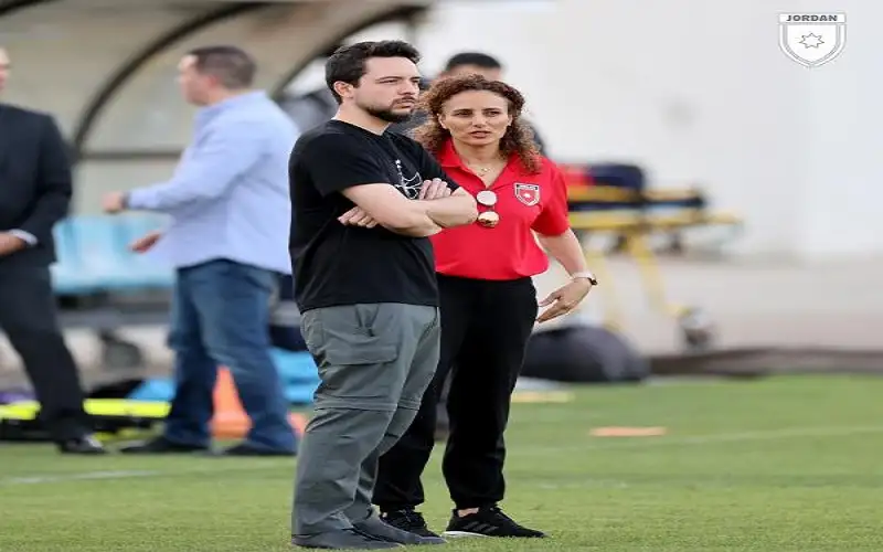 ولي العهد يتابع تدريبات النشامى تمهيدا