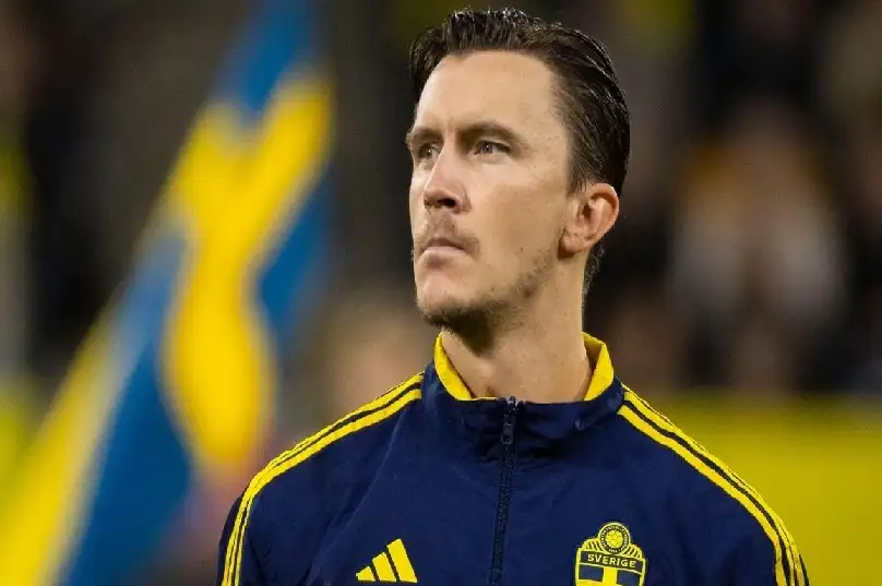 أولسون يعود إلى منزله بعد تعافيه