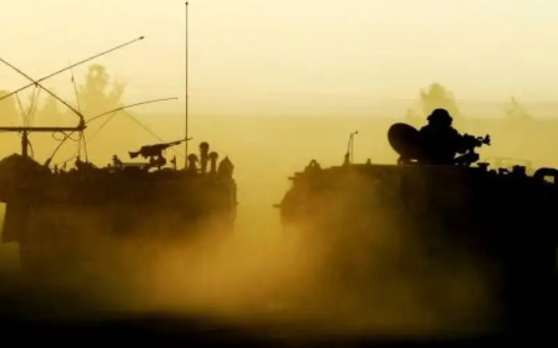 جيش الاحتلال يعلن تحرير أحد المحتجزين