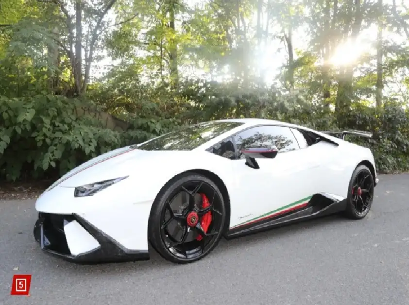 مدمن سيارات.. دعوى قضائية ضد مخالفة