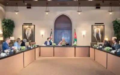 الملك يحذر من خطورة تطورات الأوضاع