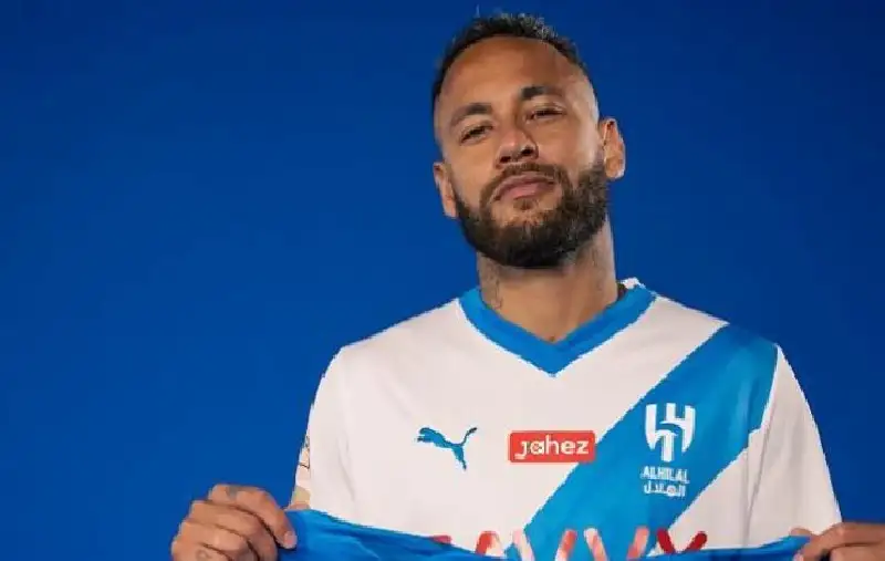 رغم الرباط الصليبي.. نيمار يكسب مبلغا