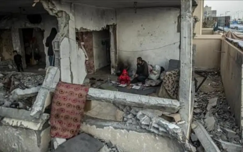 مسؤول فلسطيني: الاحتلال يرتكب جرائم في