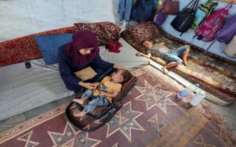 الاتحاد الأوروبي يدعو إلى هدنة في